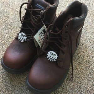 BRAND NEW SKETCHERS WORK BOOTS
